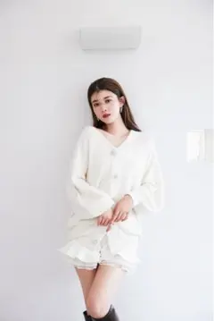 Pinue ハンドステッチニットキャミ&カーデセット 新品タグ付き ピヌエ ハンドステッチニットキャミ＆カーデセット BEIGE