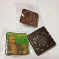 ワンピース　ピンバッジ 　ゾロくら寿司