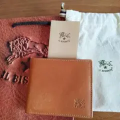 美品【IL BISONTE】イルビゾンテ　二つ折りコンパクトウォレット/ヤケヌメ