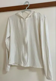 裏起毛　白パーカー　レディース
