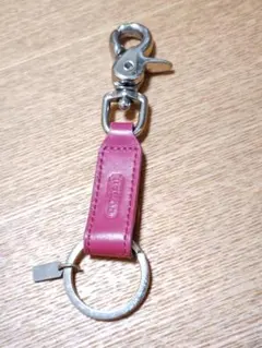 COACH ピンクレザー キーホルダー