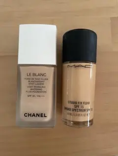 CHANEL LE BLANC / M・A・C STUDIO FIXのサムネイル
