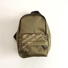 adidas originals ミニリュック　グリーン