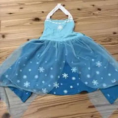 美品 アナ雪 エルサ　エプロン風ドレス ベルメゾン　110〜120cm