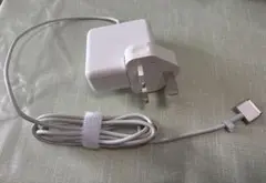 MagSafe ACアダプタ ホワイト UKプラグ