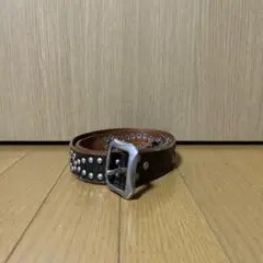 スタッズ付きブラウンレザーベルト