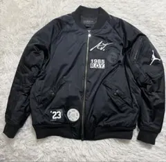NIKE JORDAN ジョーダン　ボンバージャケット