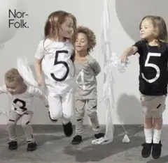 Nor-Folk / Tシャツ ナンバー 4 誕生日 バースデー写真のサムネイル