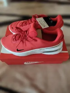 新品 NIKE ナイキ ランニングシューズ スニーカー 赤 27