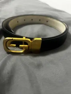 グッチ Gucci リバーシブルレザーベルト 黒色 白のサムネイル
