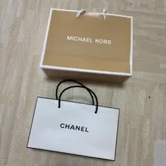 MICHAEL KORS CHANEL ショップ袋 2枚セットのサムネイル