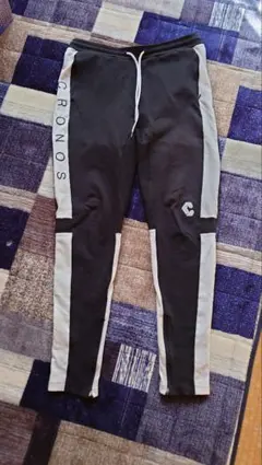 クロノス　CRONOS ジョガーパンツ ブラック/ブラック