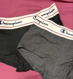 スポーツショーツ