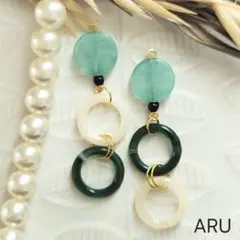 No.607★アシメ☆緑☆イエロー☆グリーン☆ホワイト☆ピアス☆イヤリング