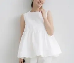 coca 裾スカラップノースブリブラウス