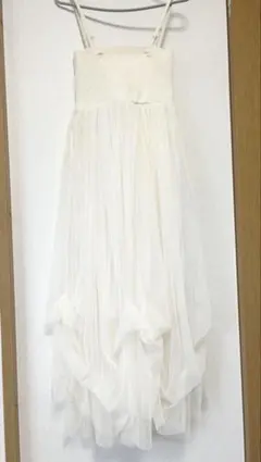 チュールワンピース　キャミソールワンピース　ホワイト