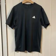 adidas トレーニングTシャツ（美品）