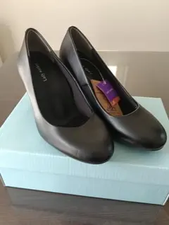 【新品未使用・タグ付】黒 パンプス ヒール7cm 3E