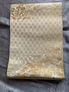 名古屋帯、金糸銀糸、華やかな柄、六通り柄、ビンテージ？