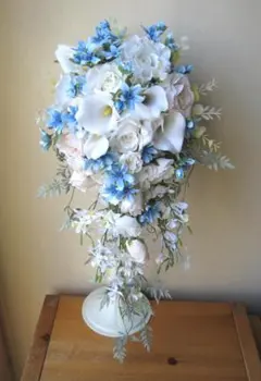 ブルースターのキャスケードブーケとアネモネのブーケ2点セット