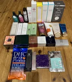 デパコス スキンケア ミニサイズサンプル 41点まとめ売り デパコス スキンケア ミニサイズサンプル 41点まとめ売り - メルカリ