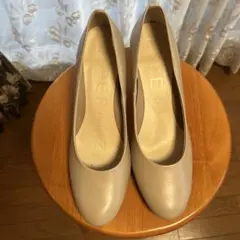 ベージュ　パンプス　ESPERANZA