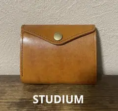 ストゥディウム　財布　STUDIUM マイクロウォレットコンパクト　二つ折り財布