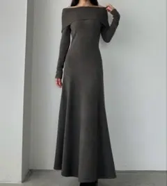 オフショルフレアニットワンピースＳサイズ　Louere / ルエレ