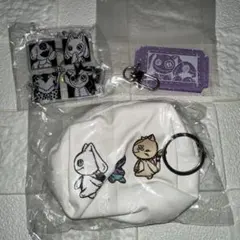 NieR CLOTHING ポーチ アクリルキーホルダー セットのサムネイル