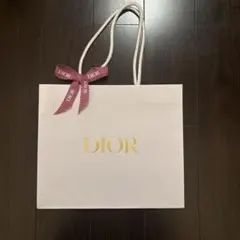 Dior ショッパー ピンクリボン付き