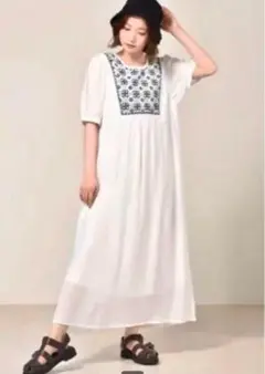 未使用◇刺繍ワンピース◇レトロガール