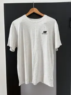 New Balance 半袖 Tシャツ グレーのサムネイル