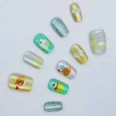 クマ　アイスクリーム　カップケーキ　リポン　 ネイルチップ 月　現品　即購入OK