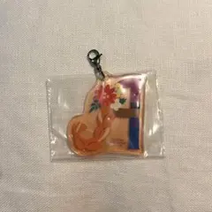 ディズニー くじ　イニシャルアクリルキーホルダー ラプンツェル
