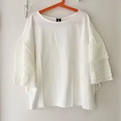 merlot フリル刺繍袖カットソーのサムネイル