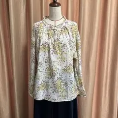 【未使用】ナチュラルビューティーベーシック　長袖ブラウス（M）