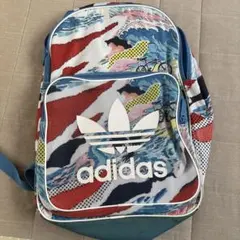 adidas カラフル リュック