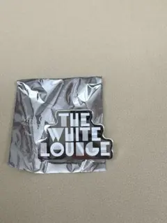 【新品未使用】 ミセス ホワイトラウンジ ピンバッジ全8種 コンプリート 新品未使用】 ミセス ホワイトラウンジ ピンバッジ全8種