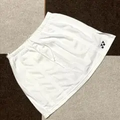 美品❣️YONEX ヨネックス スコート Mサイズ ホワイト バドミントン