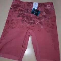 Item thumbnail for item cce8b9c6-8145-4c97-8256-98705810e575