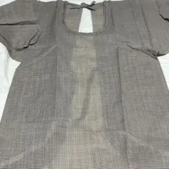 新品保管品　タグなし　茶系のチェック　薄手のの割烹着