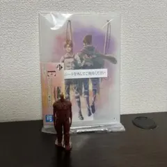 進撃の巨人一番くじ地鳴らし　E賞アクリルボード　心臓を捧げよ&I賞　地鳴らし一体