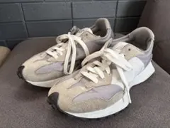 ニューバランス327 ホワイトグレー　23