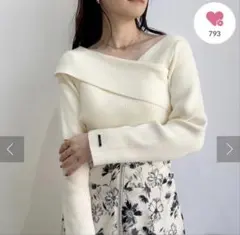 【美品】ナイスクラップ　アシンメトリーニットオフショル　春服