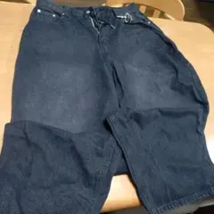 ダークブルー ストレートデニム