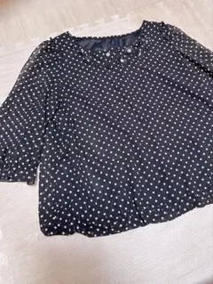 Rose Tiara 水玉模様の五分袖ブラウス