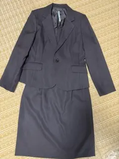 13号　クリーニング済スーツ