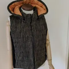 フード付きツイードベスト 黒と金