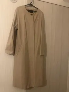 ベージュ トレンチコート　simplicite