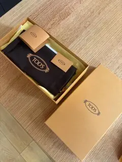 Tod's トッズ　空箱　巾着　くつ　レディース